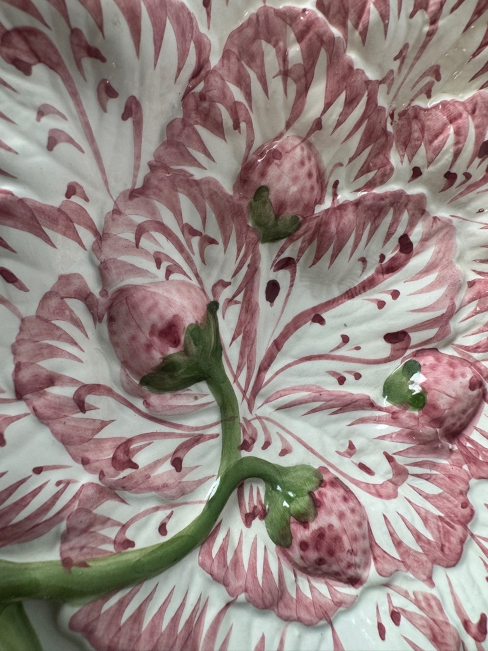 Vtg Neuwirth Hand-Painted Floral Ceramic Serving Dish in Pink and Green - Picture 3 of 7